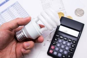 cómo ahorrar en la factura de la luz
