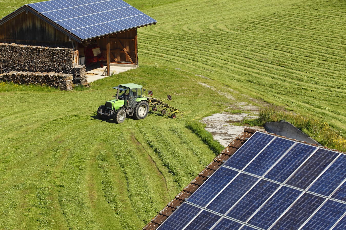 paneles solares en instalaciones agrícolas